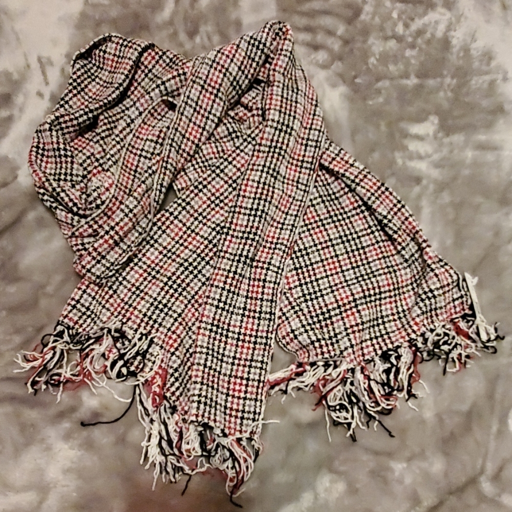 Scarf - Picture 2 of 2
